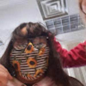 Meet your Posher, Roxanne